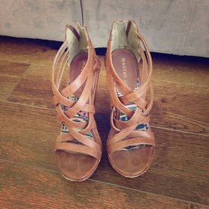Madden girl wedges